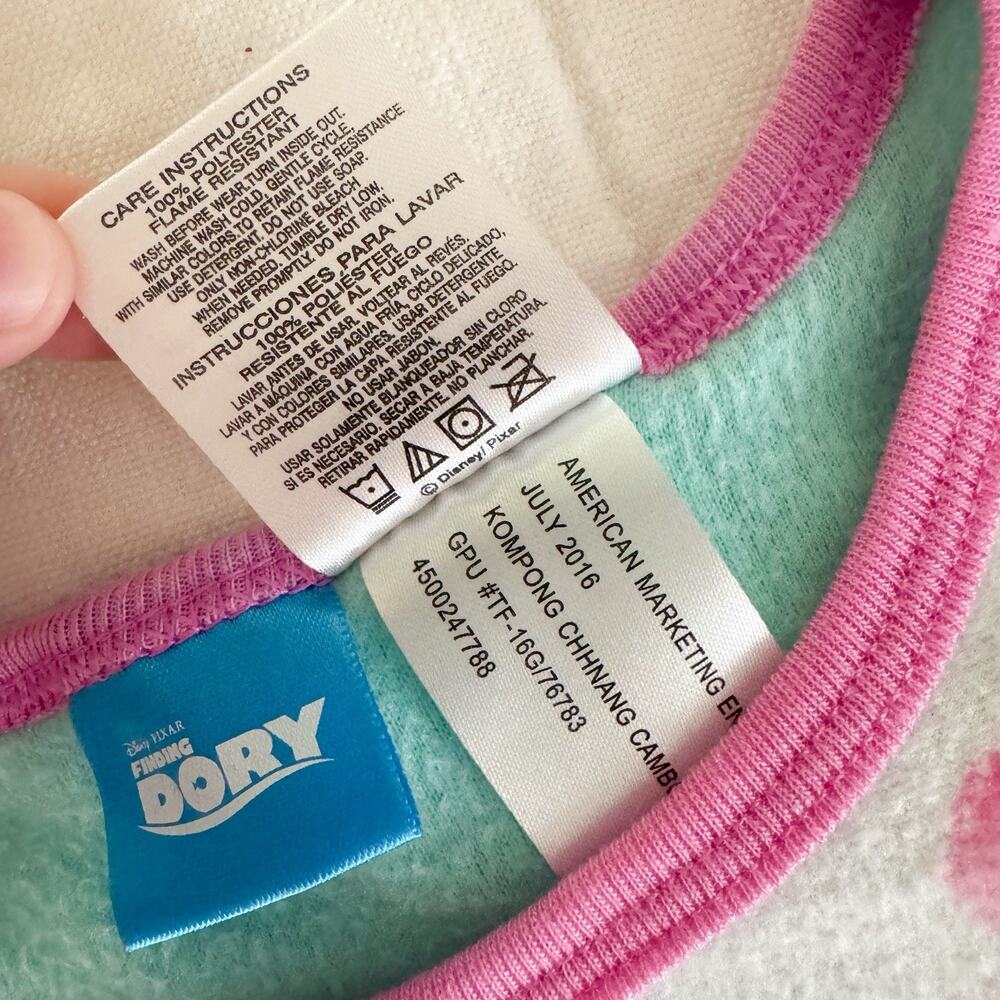 Disney Finding Dory Pajamas TOP Only 6/ 6x S- Fleece PJ Top.‎ Nemo. - Picture 3 of 5